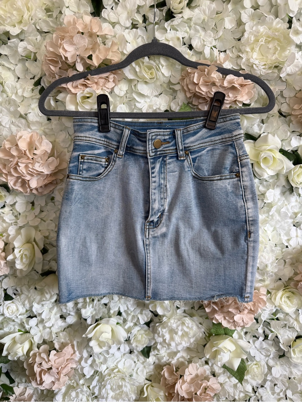 Light Wash Denim Mini Skirt - Casual High-Rise